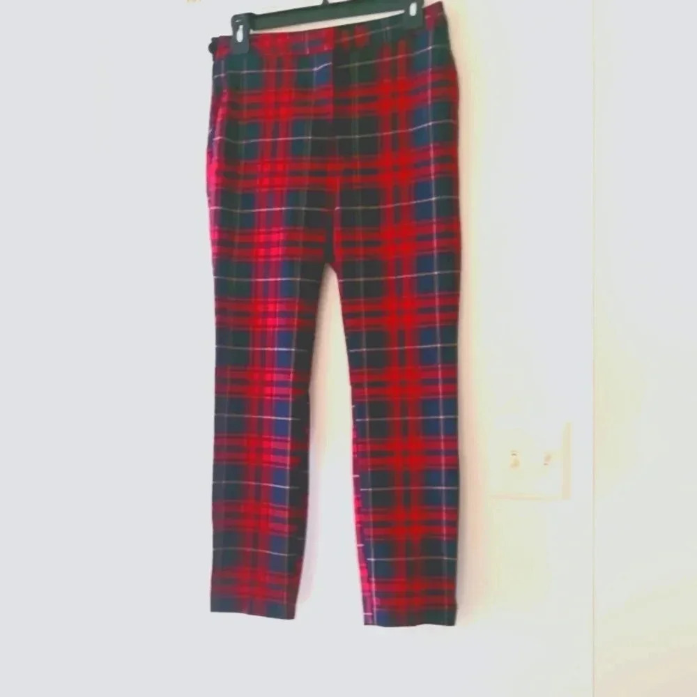 Zara Basic, red with black square pant, Medium,  in excellent condition